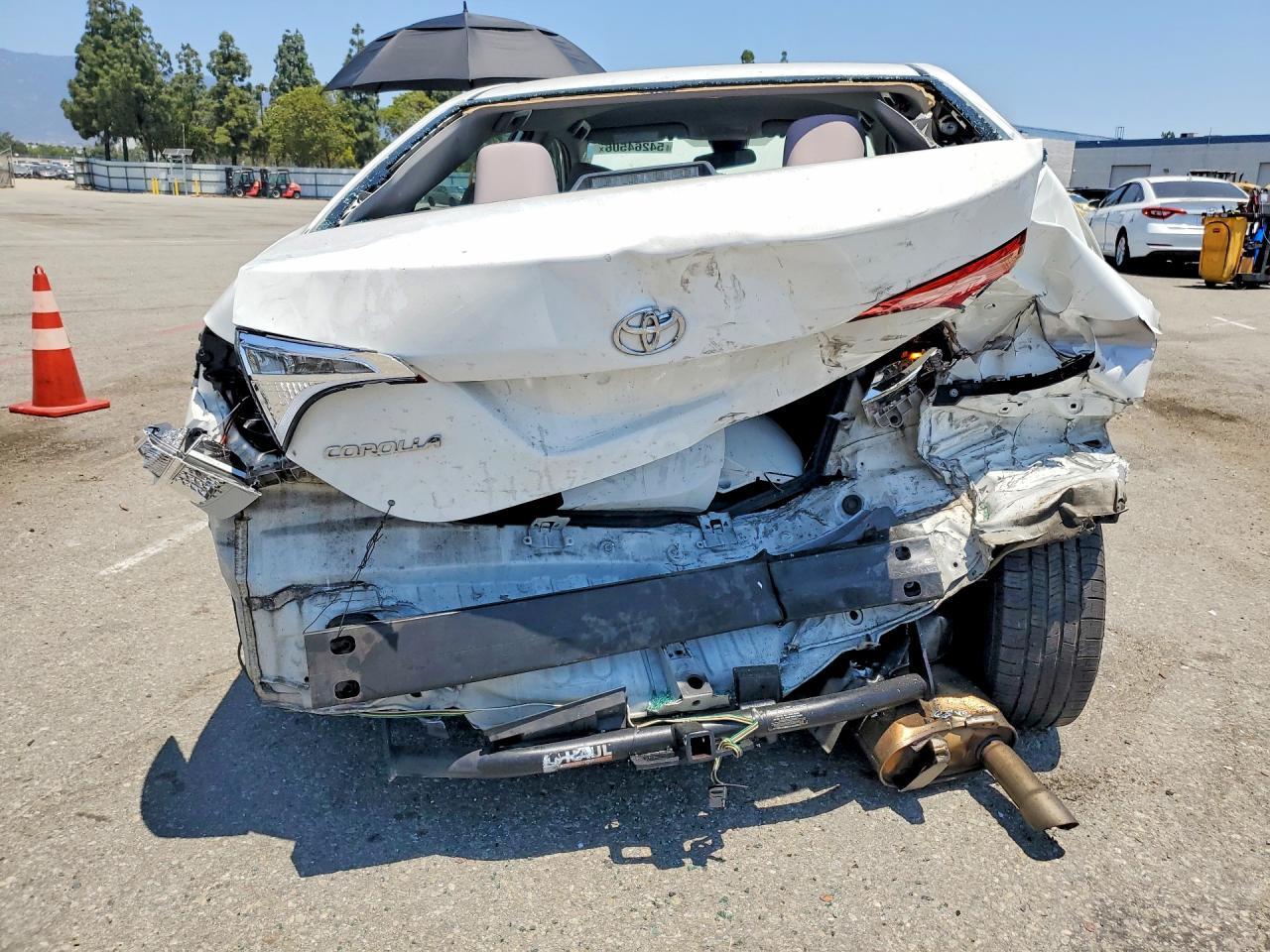 2017 TOYOTA COROLLA