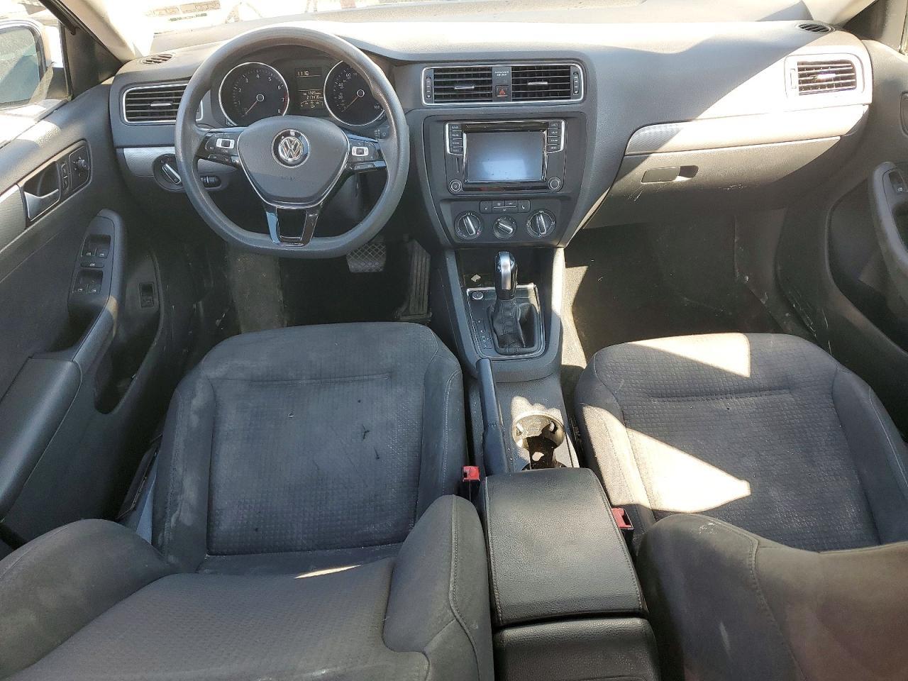 2016 VOLKSWAGEN JETTA