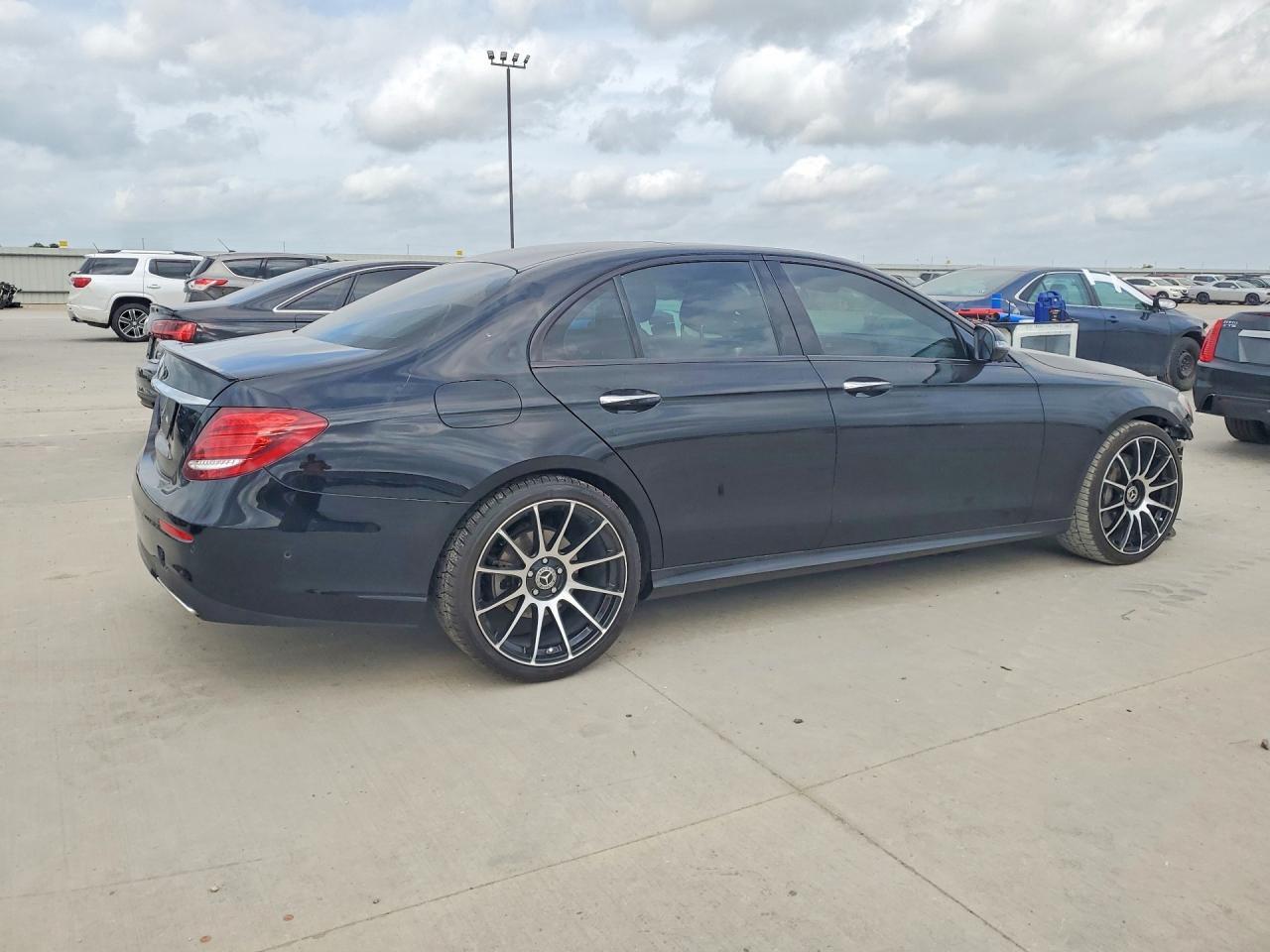2020 MERCEDES-BENZ E-Class