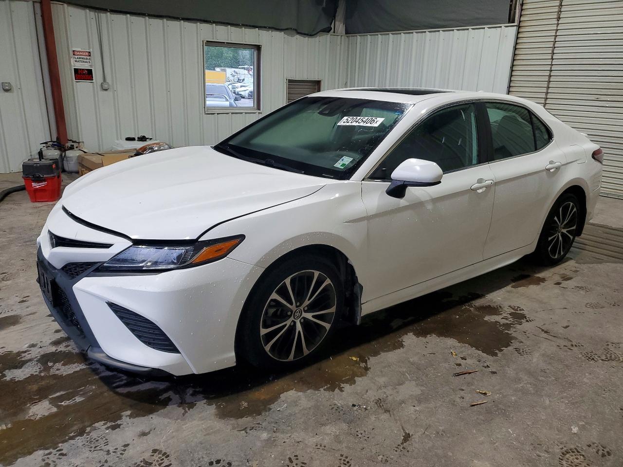 2019 TOYOTA CAMRY