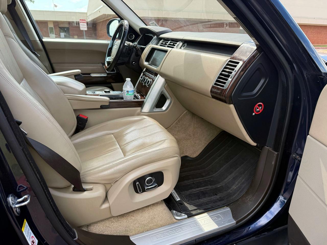 2017 LAND ROVER RANGE ROVER