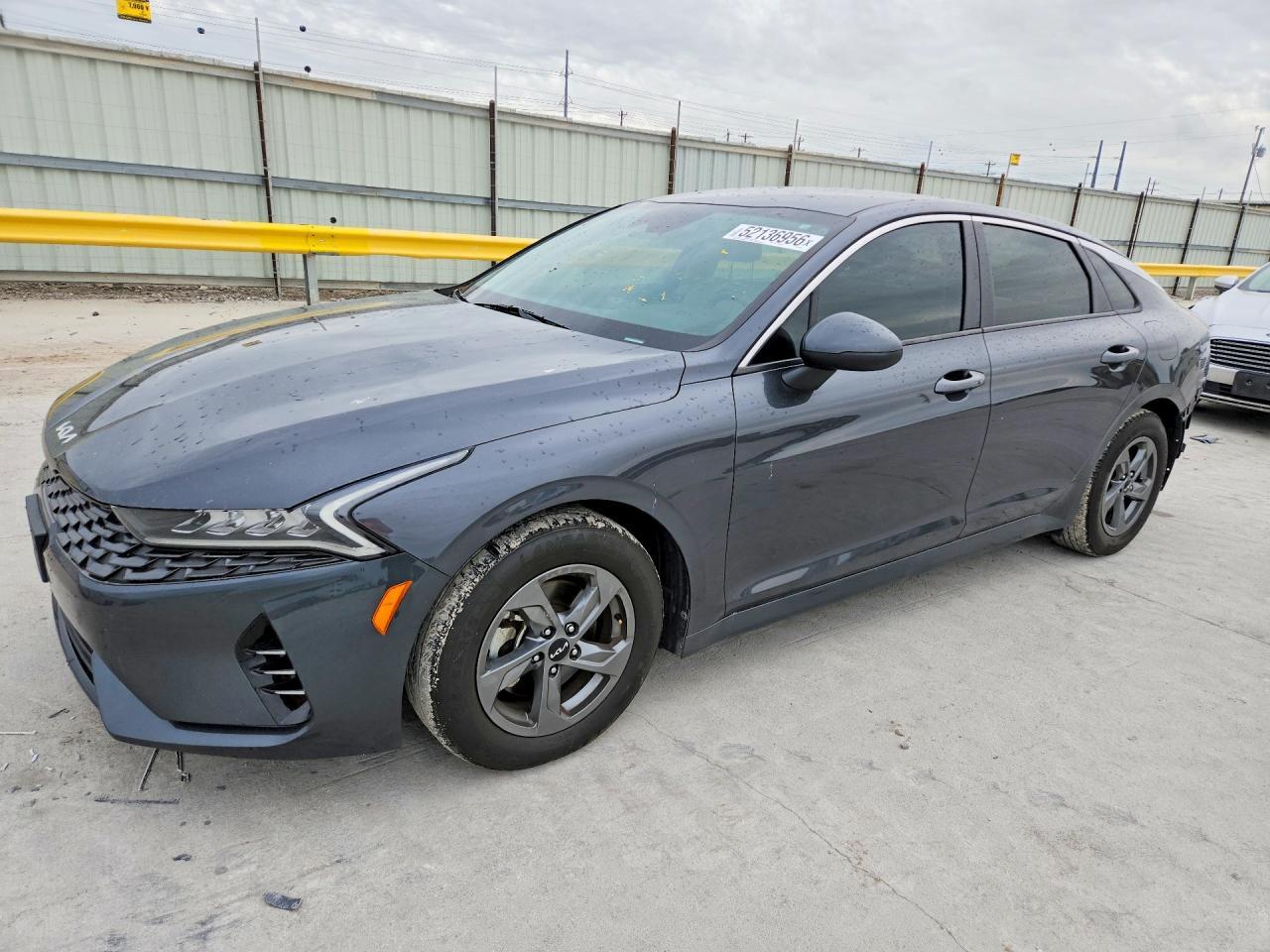 2022 KIA K5