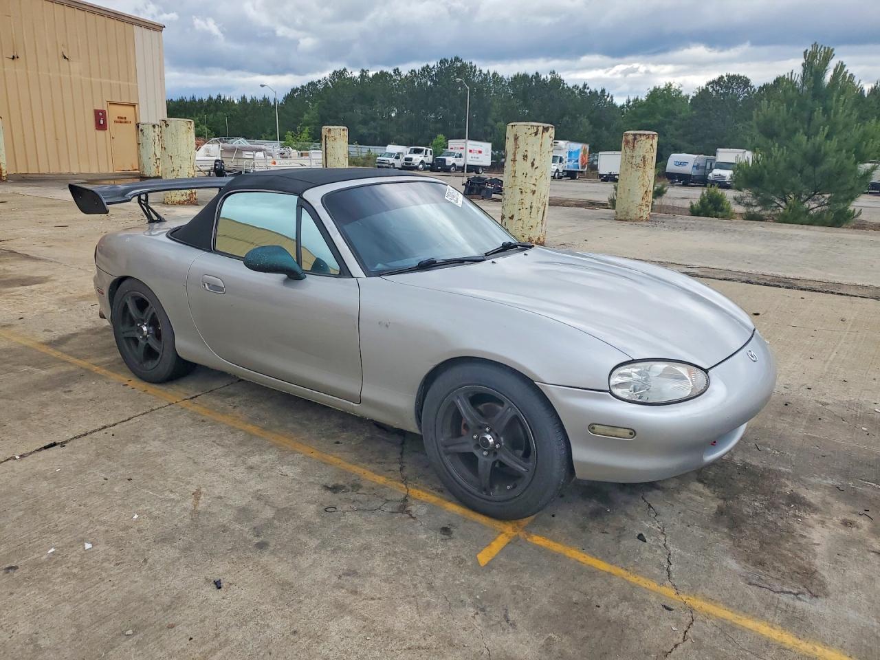 1999 MAZDA MX-5 Miata