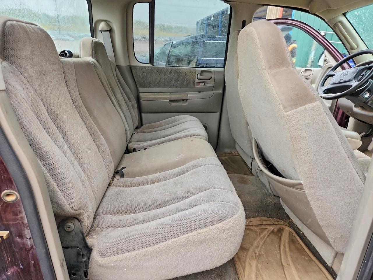 2004 DODGE Dakota