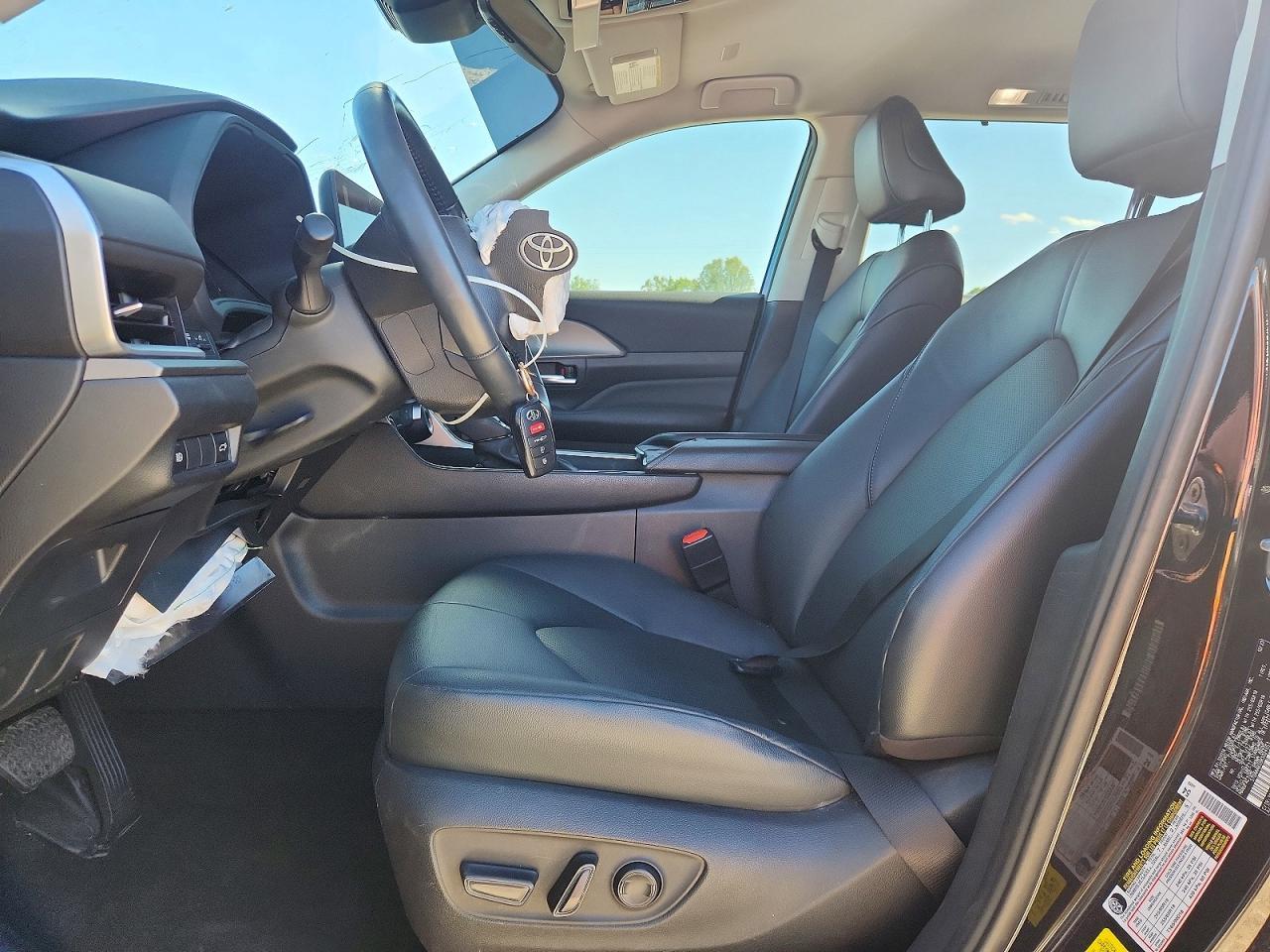 2024 TOYOTA HIGHLANDER