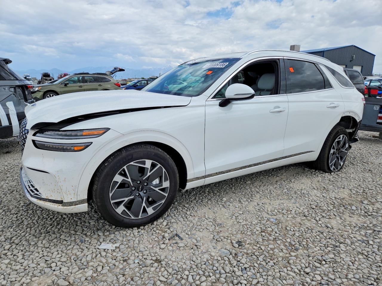 2026 GENESIS GV70