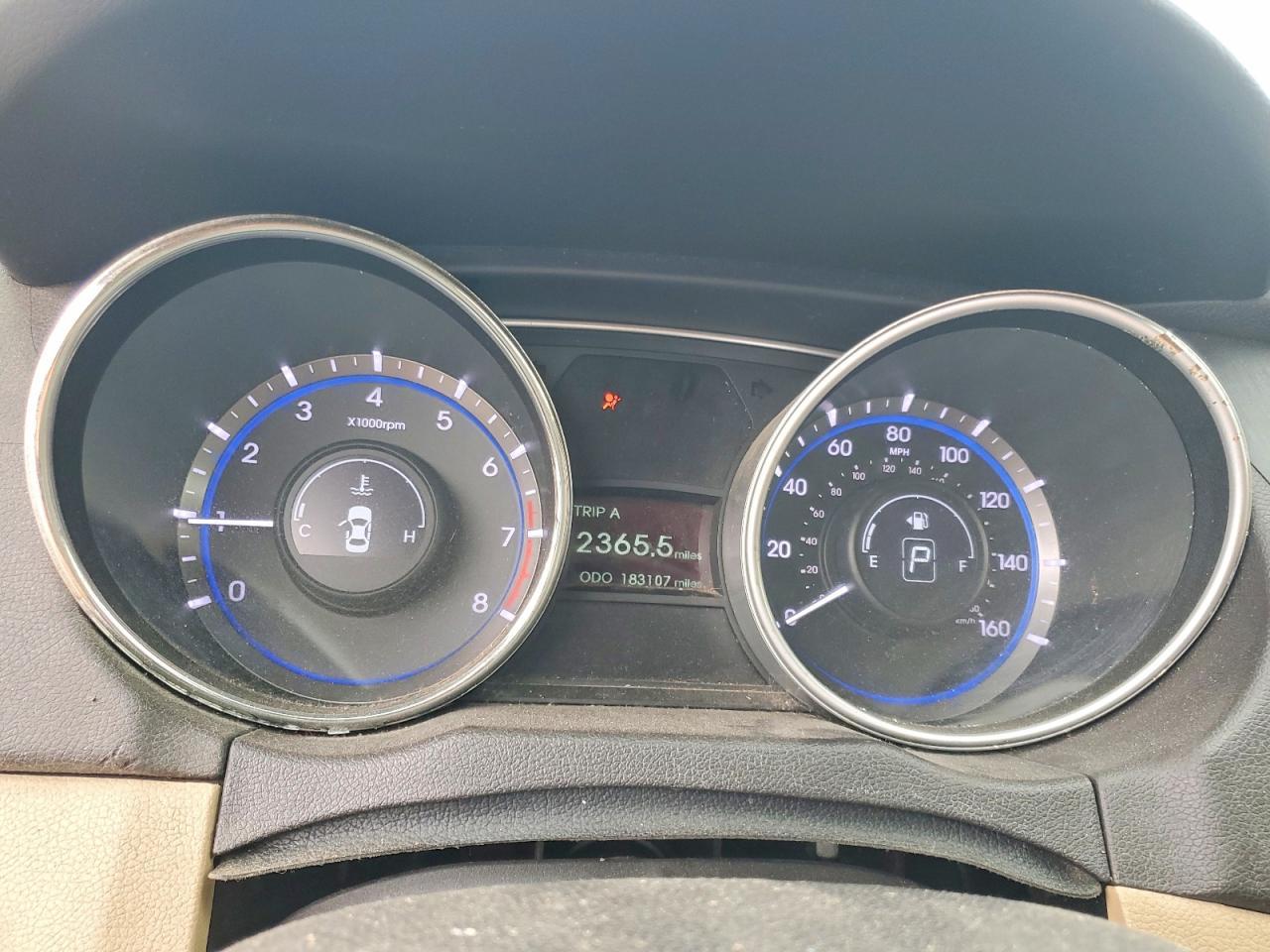 2011 HYUNDAI SONATA
