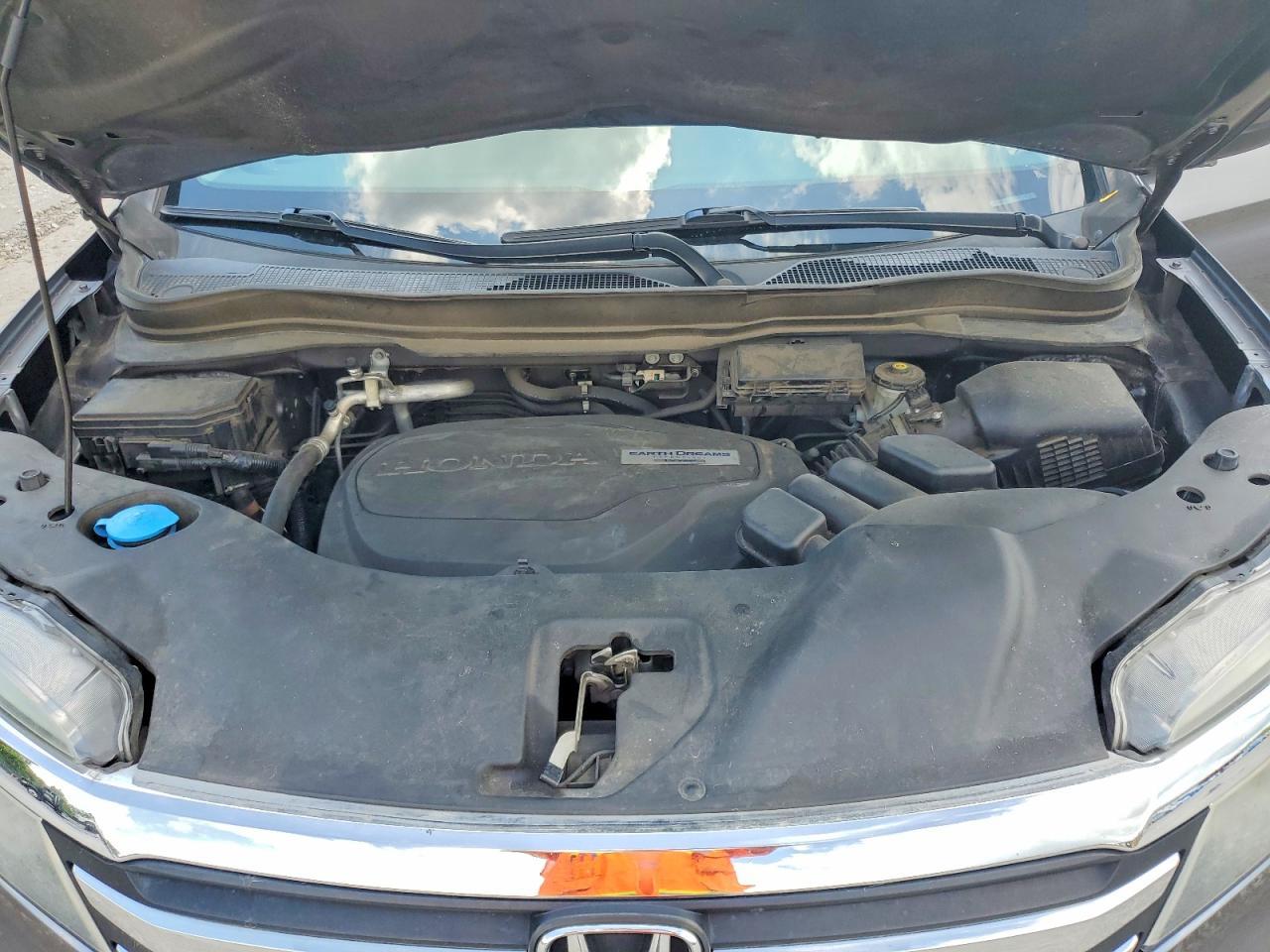 2016 HONDA PILOT