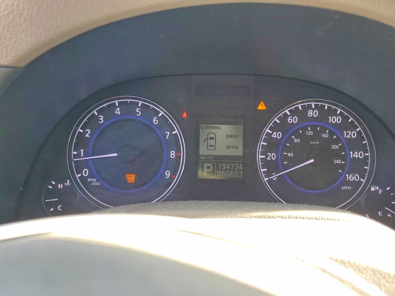 2012 INFINITI G37