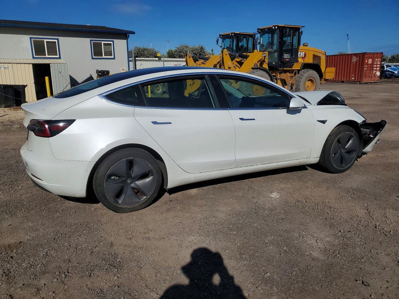 2019 TESLA MODEL 3