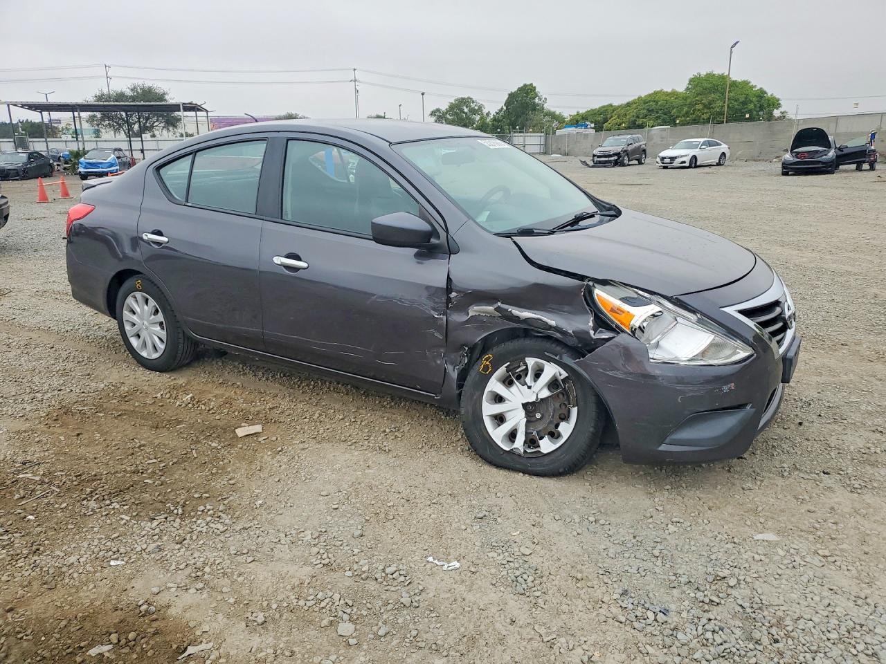 2015 NISSAN VERSA
