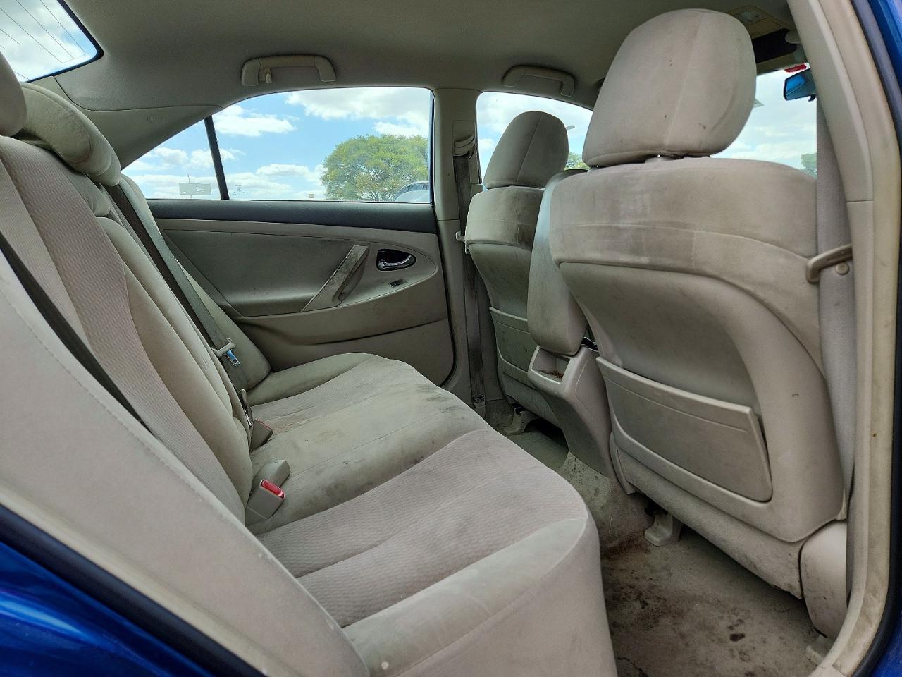 2010 TOYOTA CAMRY