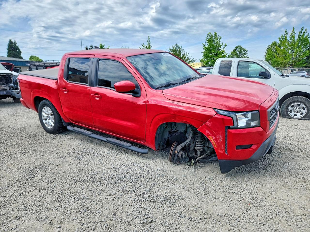 2022 NISSAN Frontier