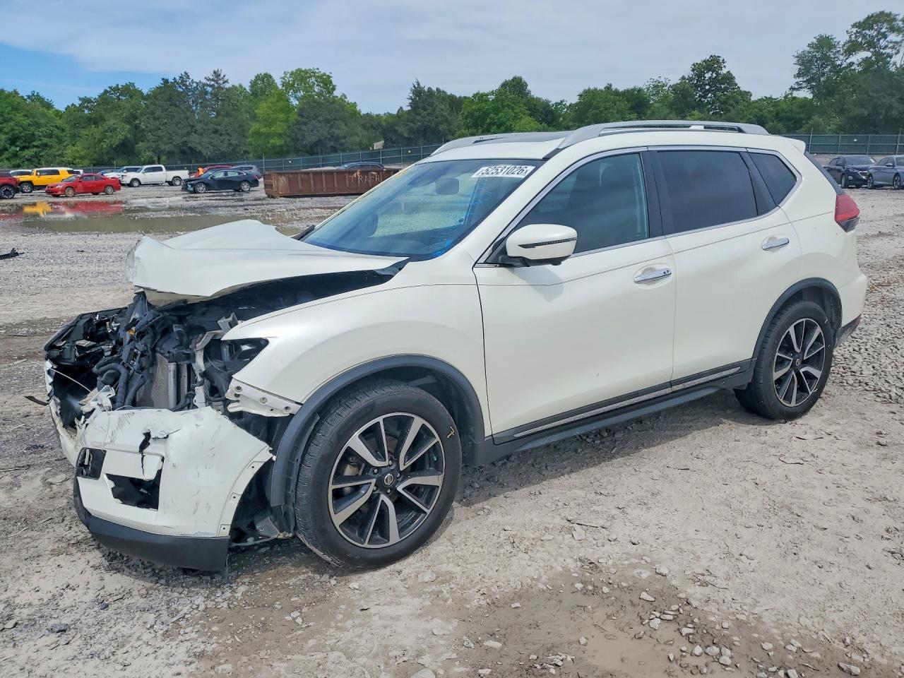 2017 NISSAN ROGUE
