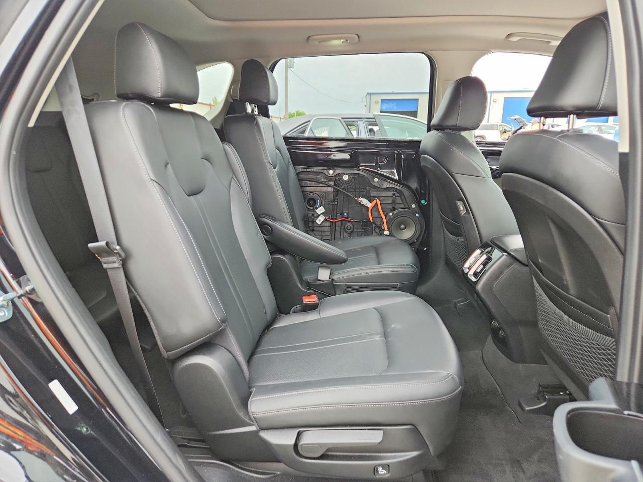 2023 KIA SORENTO