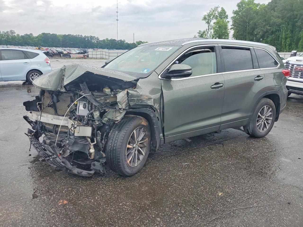 2018 TOYOTA HIGHLANDER
