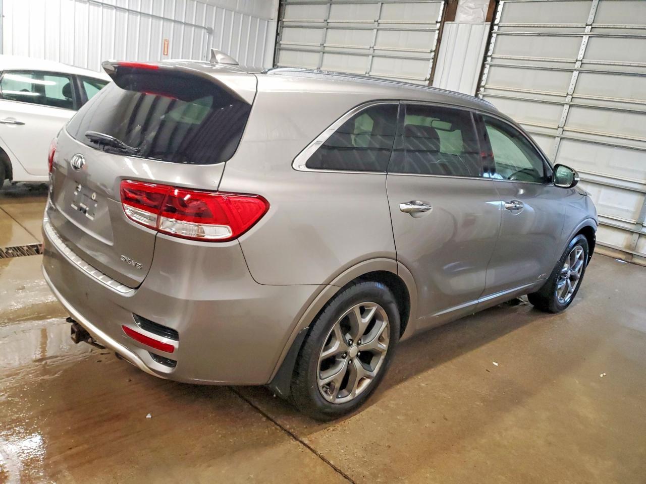 2017 KIA SORENTO