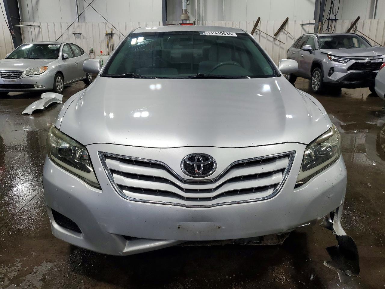 2011 TOYOTA CAMRY