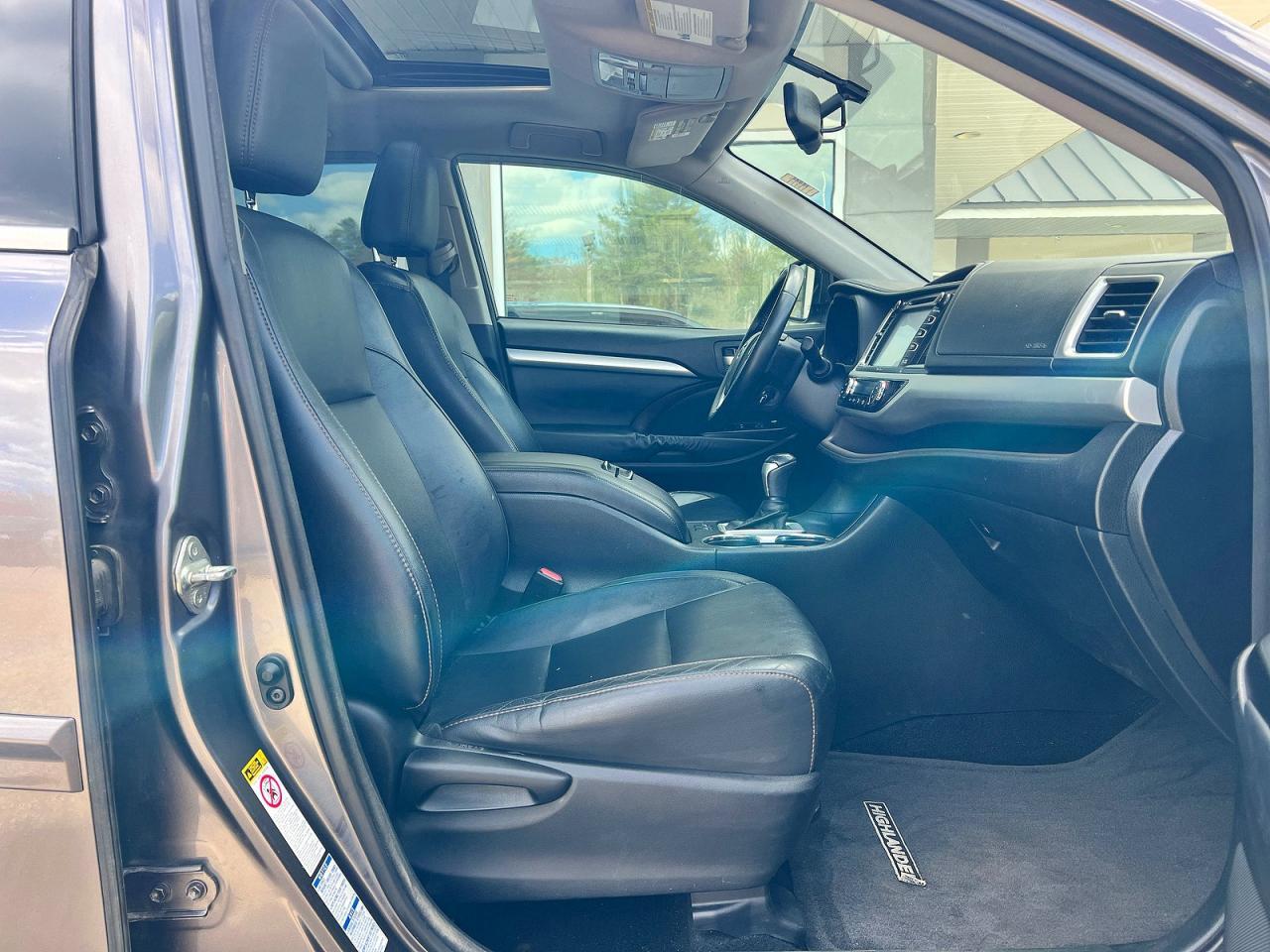 2014 TOYOTA HIGHLANDER
