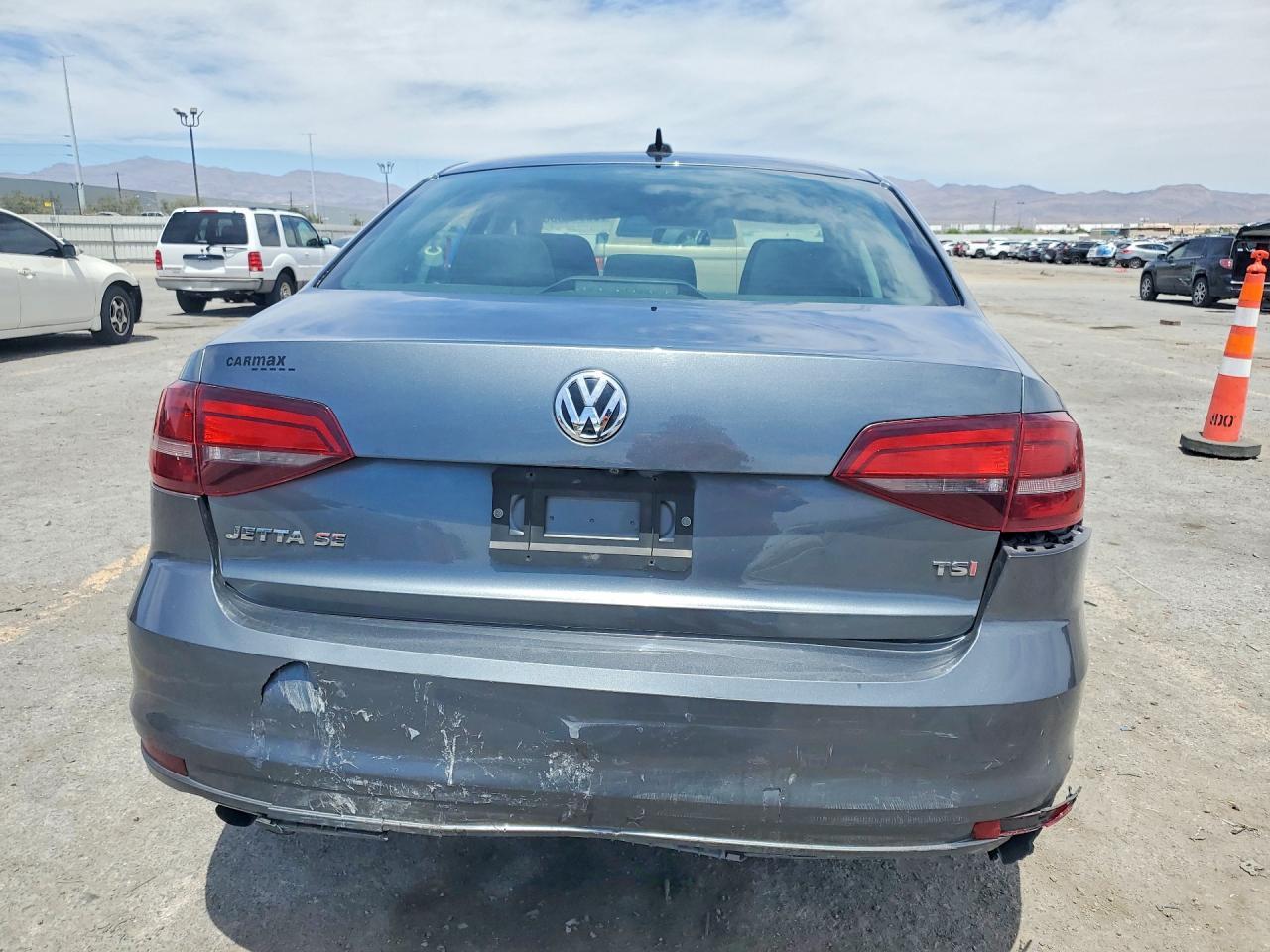 2016 VOLKSWAGEN JETTA