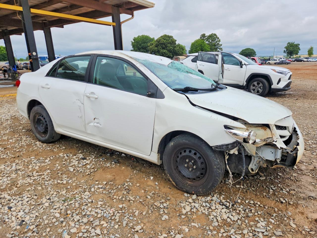2011 TOYOTA COROLLA