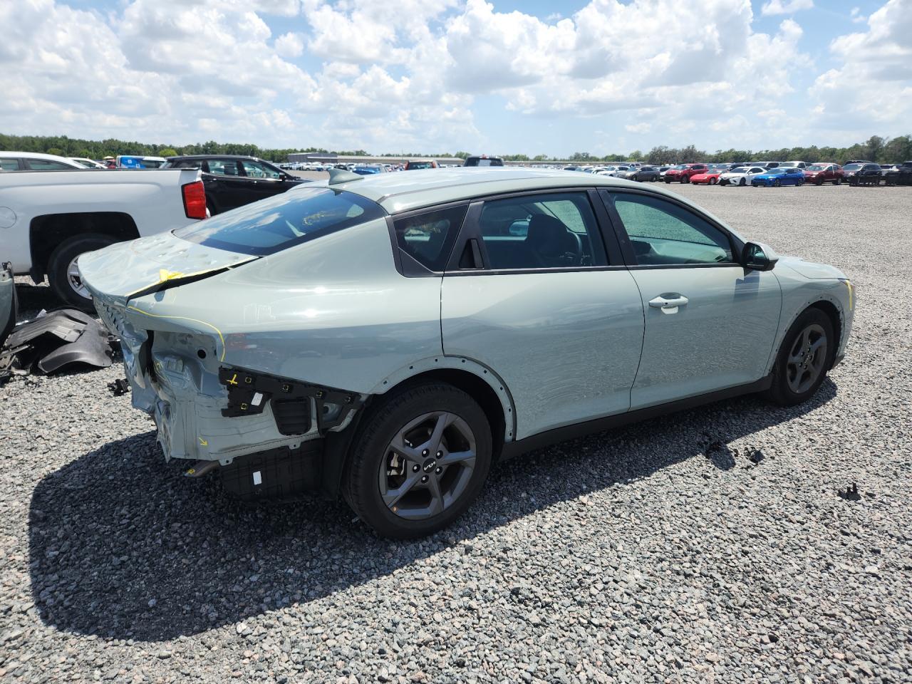 2025 KIA K4