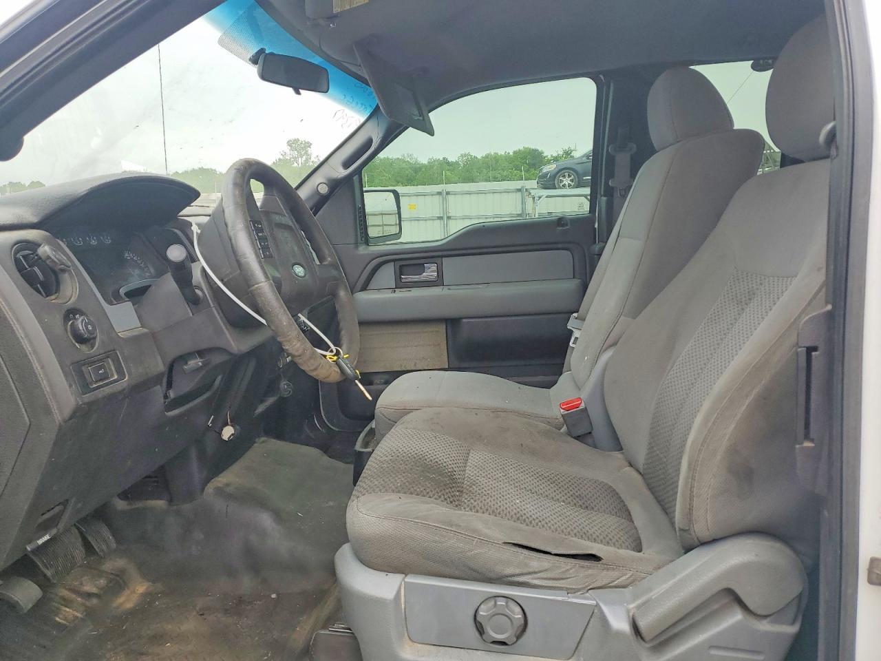 2013 FORD F-150