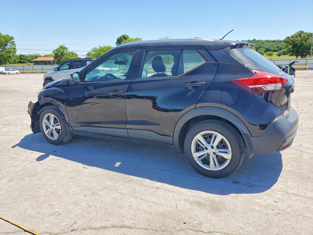 2019 NISSAN KICKS