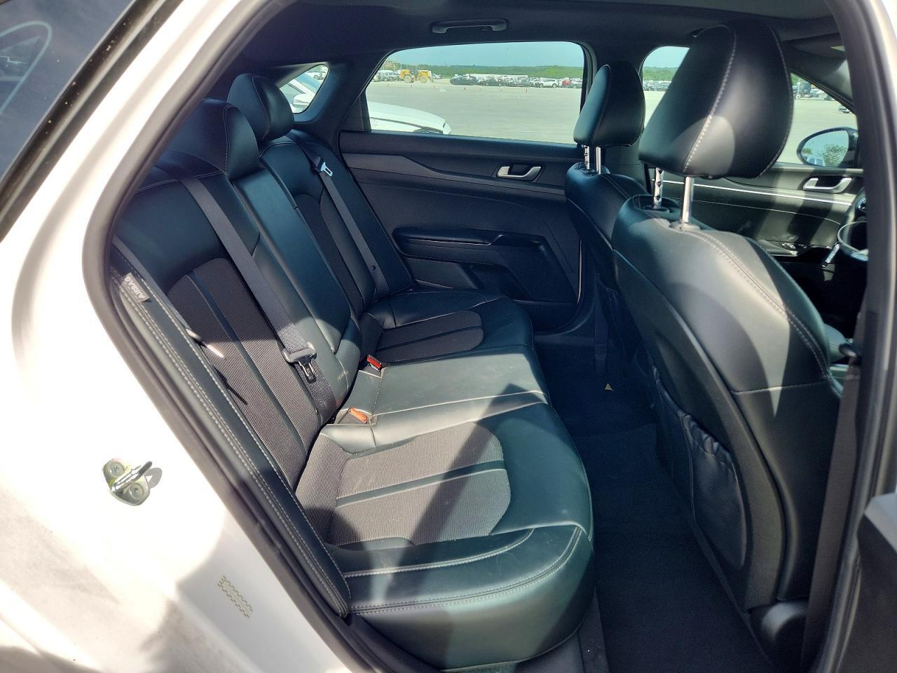 2024 KIA K5