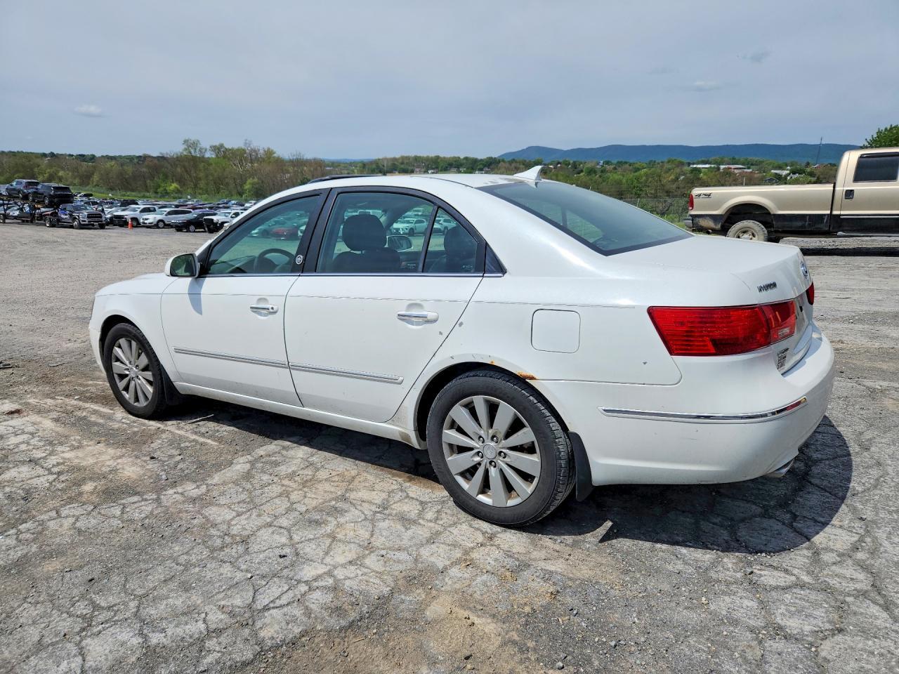 2009 HYUNDAI SONATA