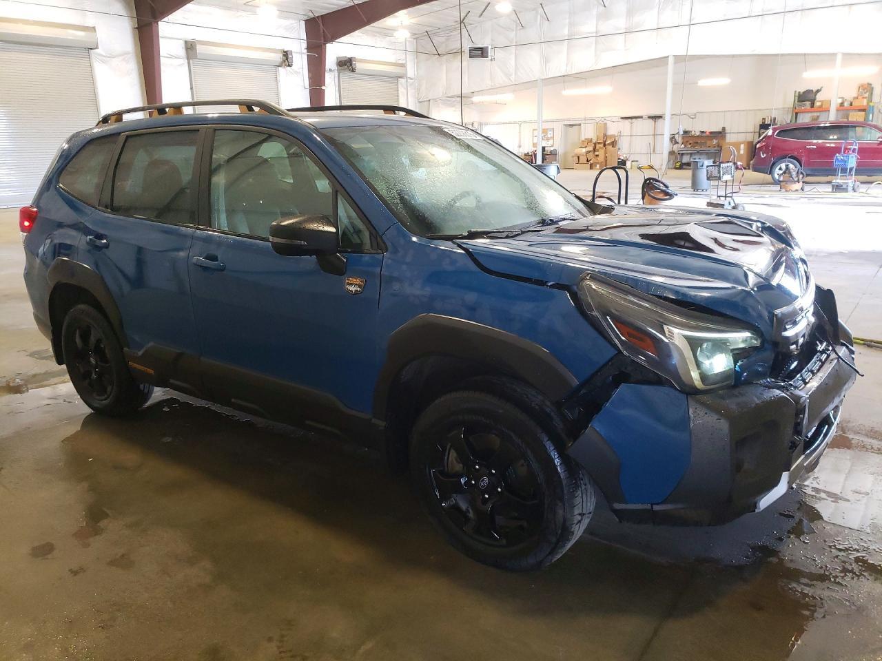 2023 SUBARU FORESTER