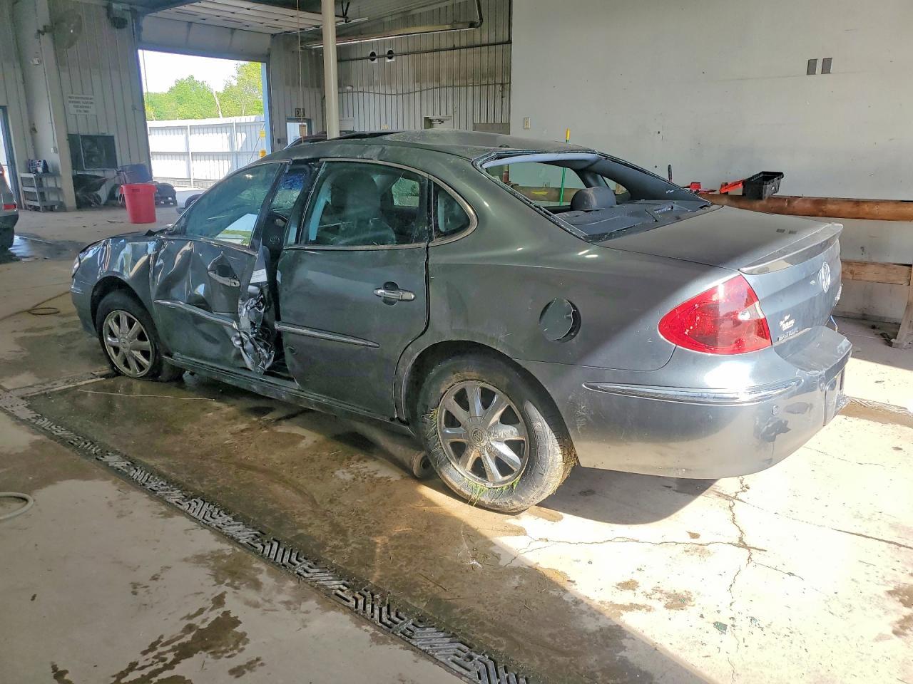 2005 BUICK LACROSSE