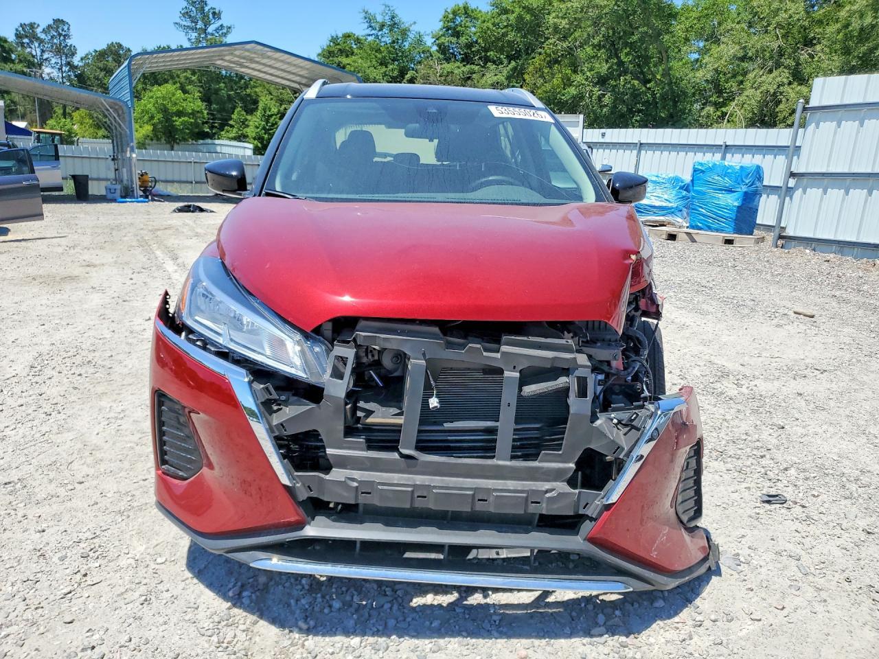 2024 NISSAN KICKS