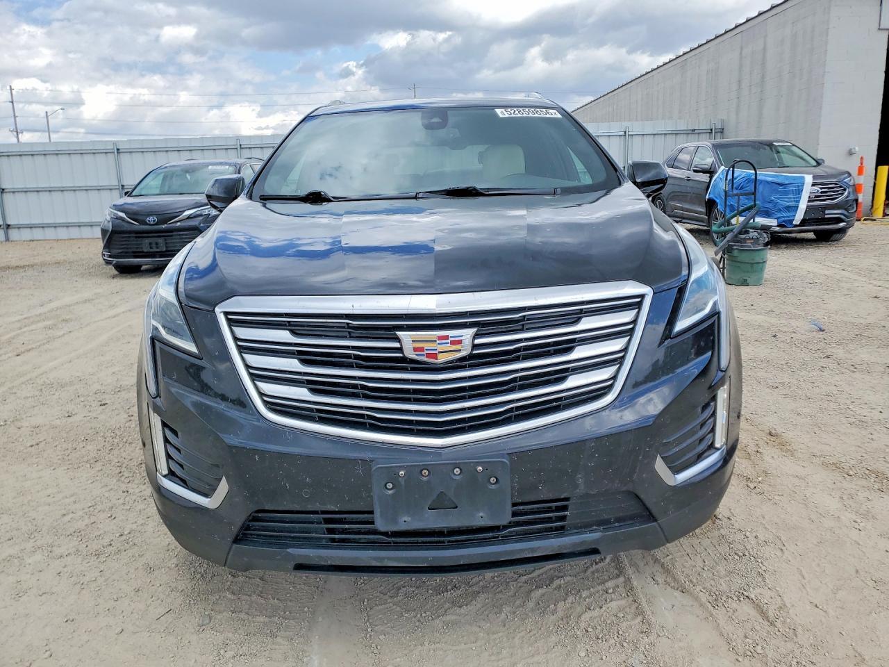 2018 CADILLAC XT5