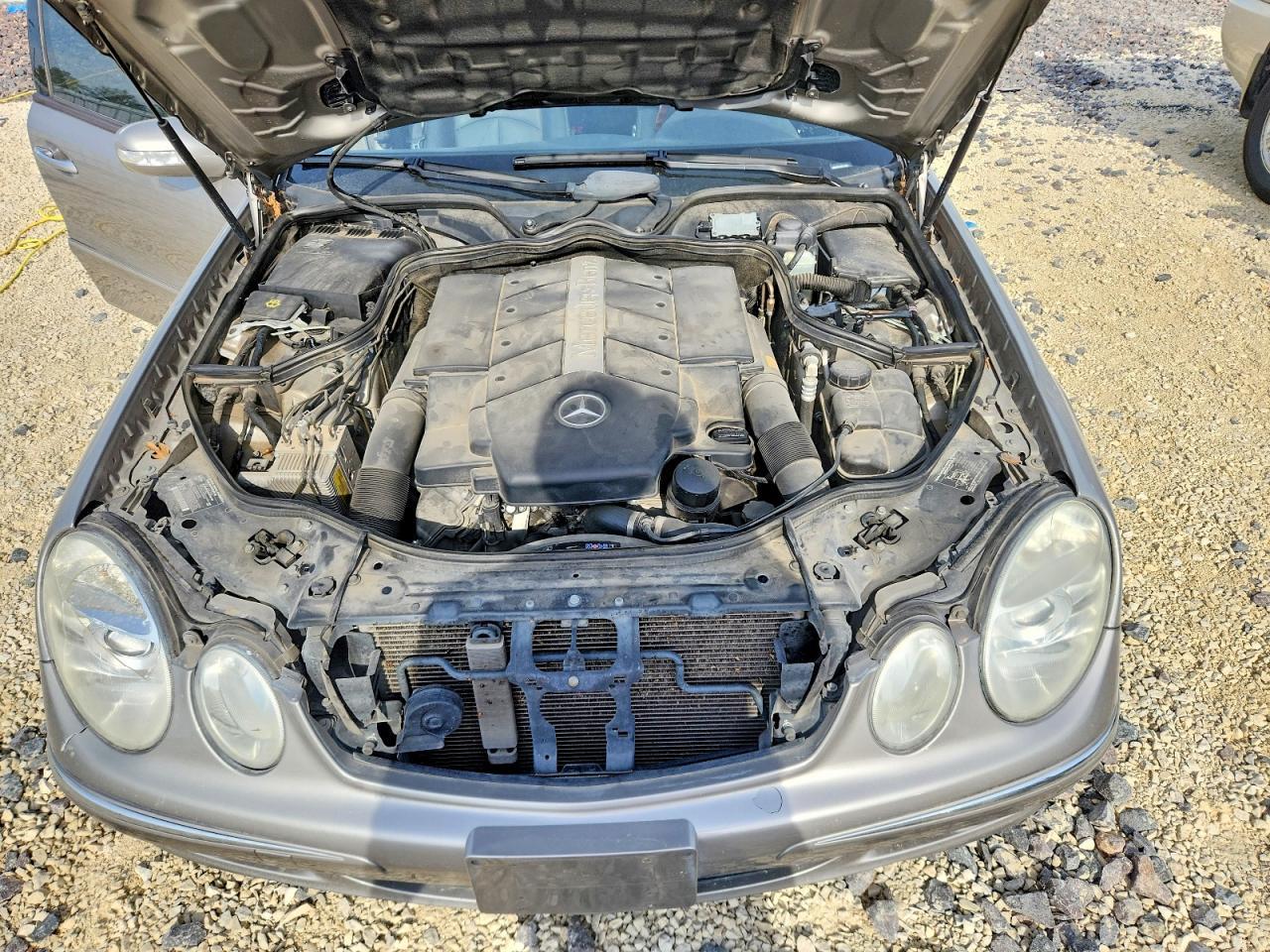 2003 MERCEDES-BENZ E-Class
