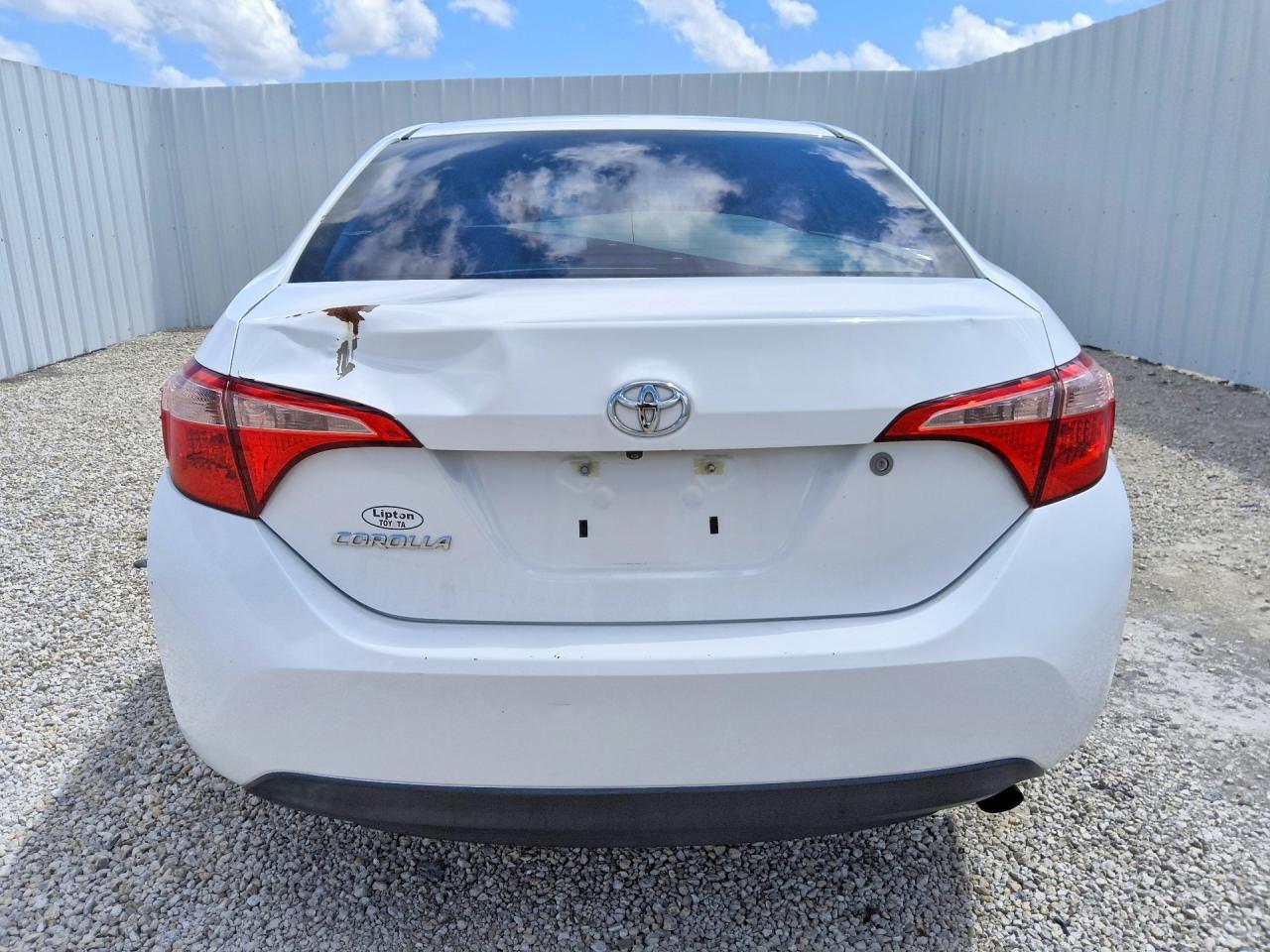 2017 TOYOTA COROLLA