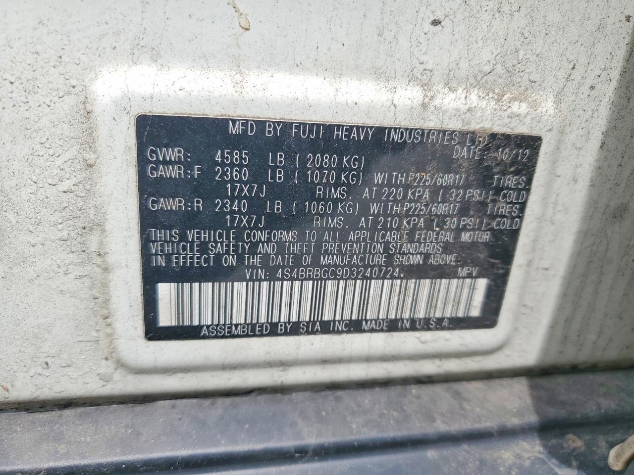 2013 SUBARU Outback