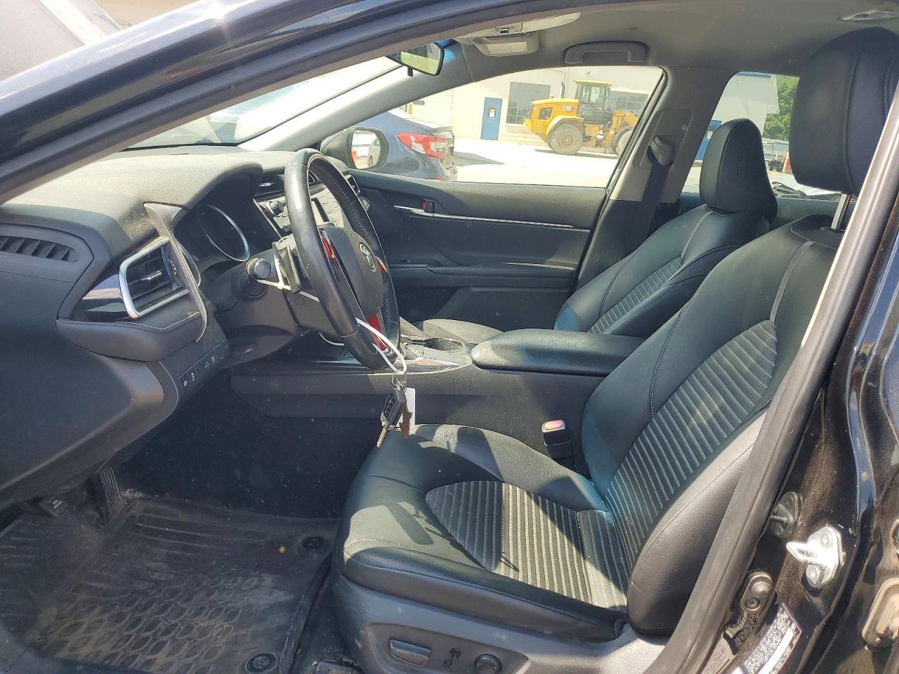 2018 TOYOTA CAMRY