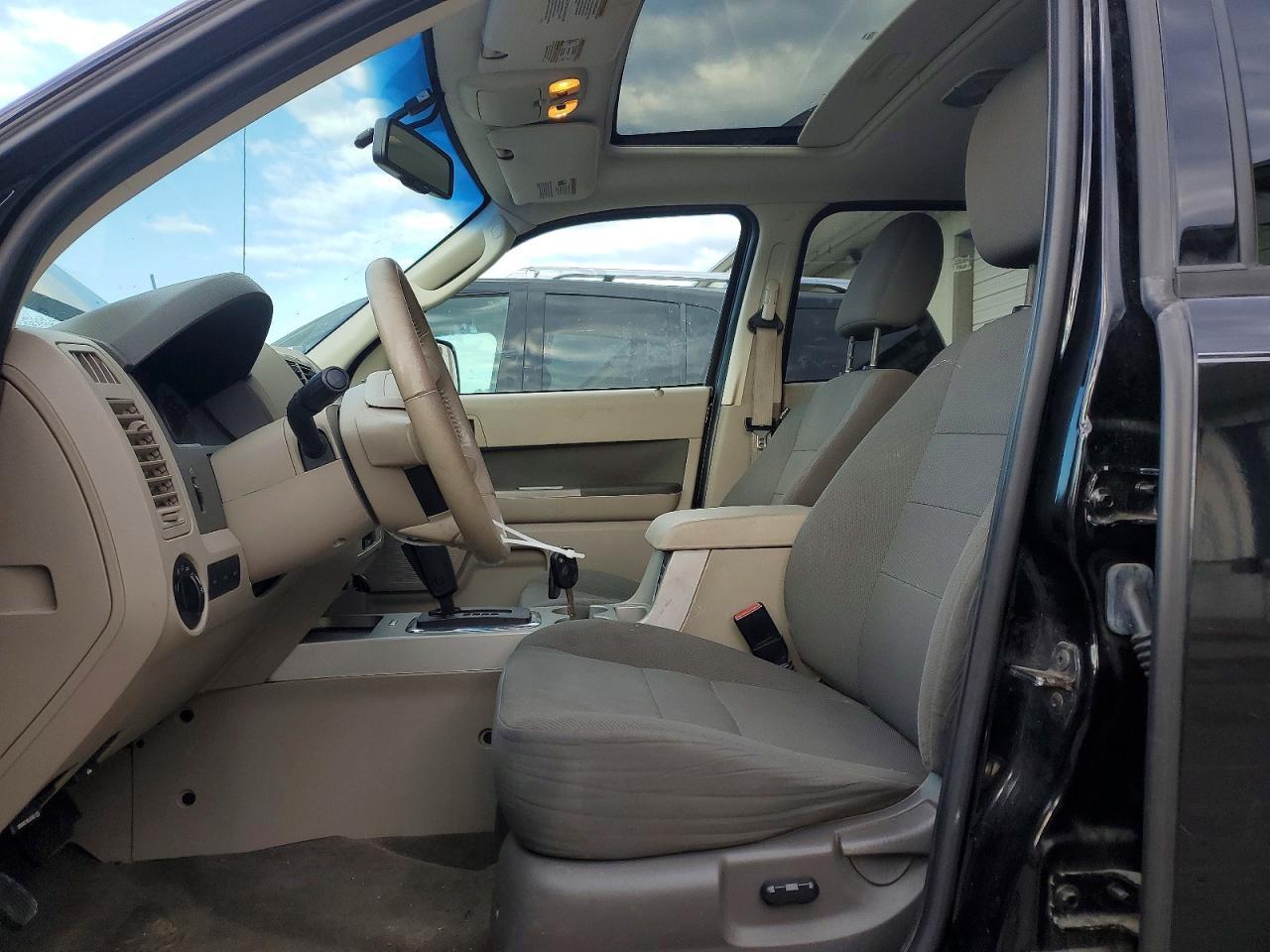 2009 FORD ESCAPE