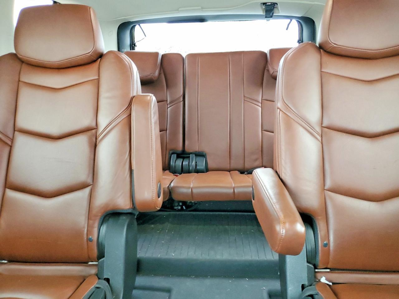2018 CADILLAC ESCALADE