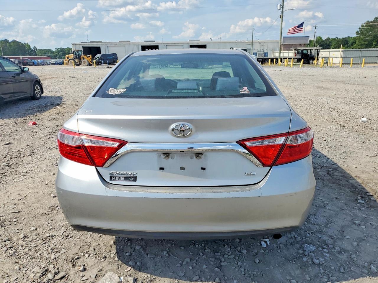 2016 TOYOTA CAMRY