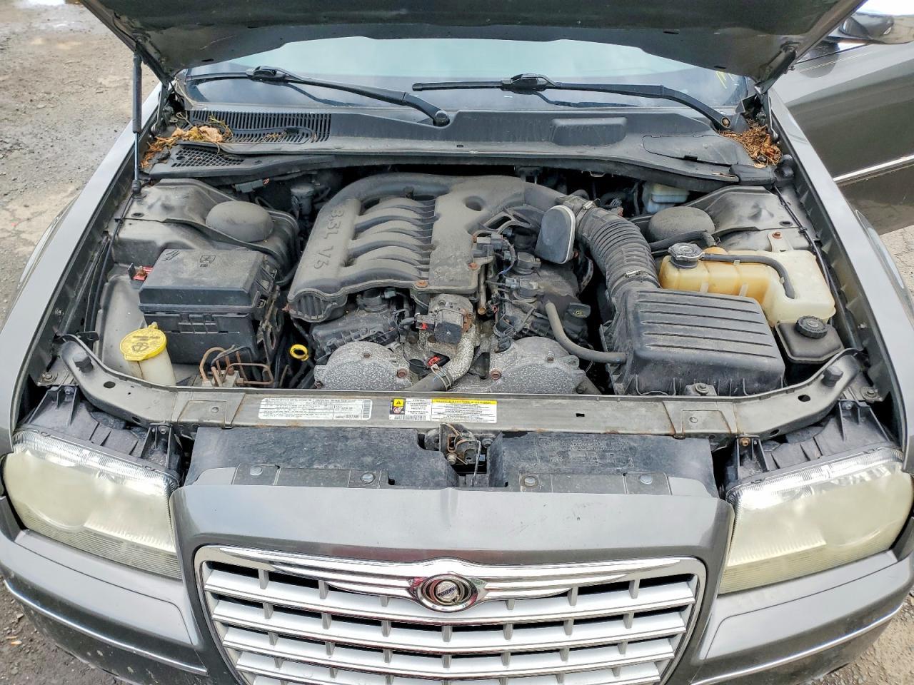 2010 CHRYSLER 300