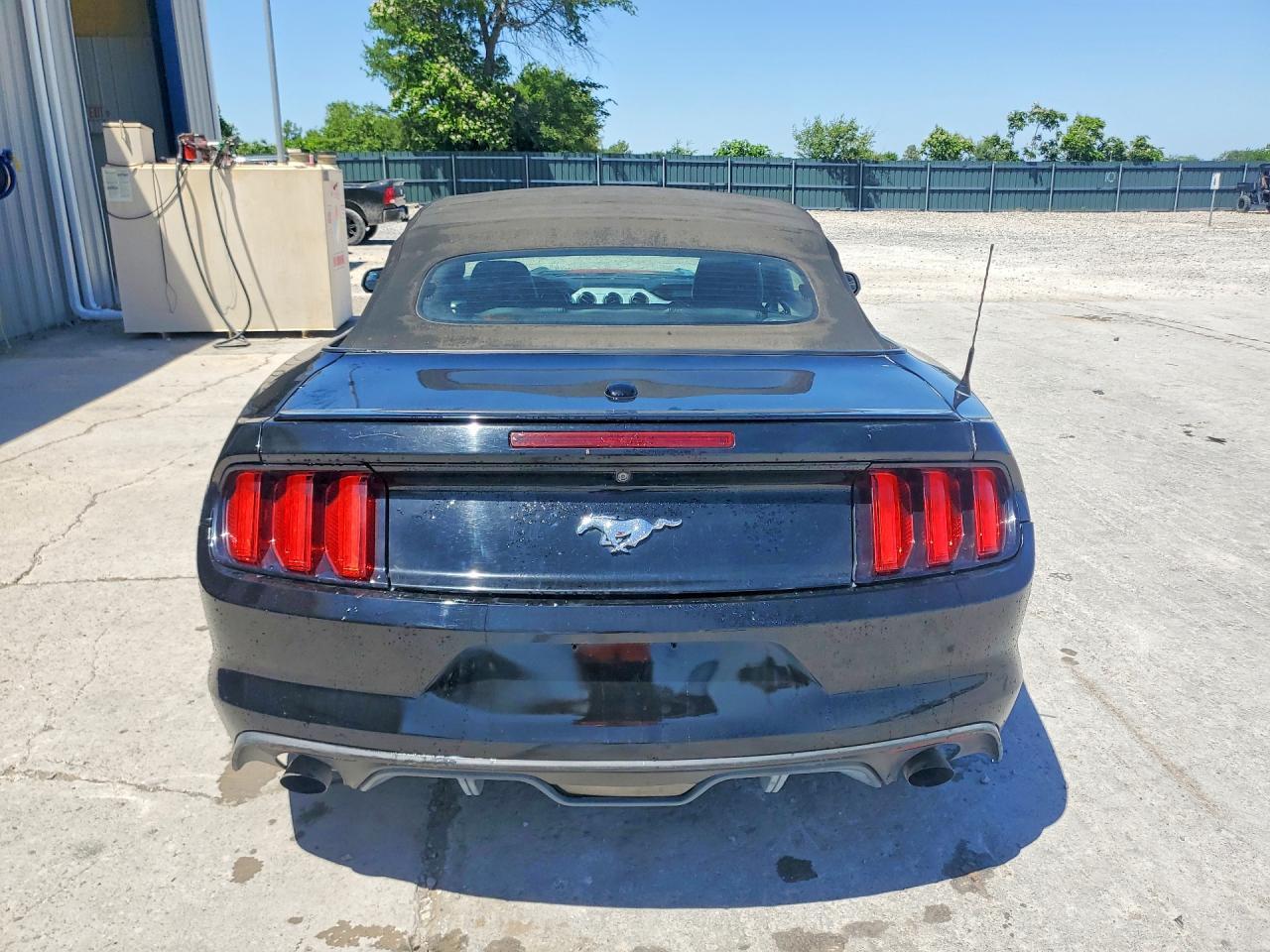2016 FORD MUSTANG