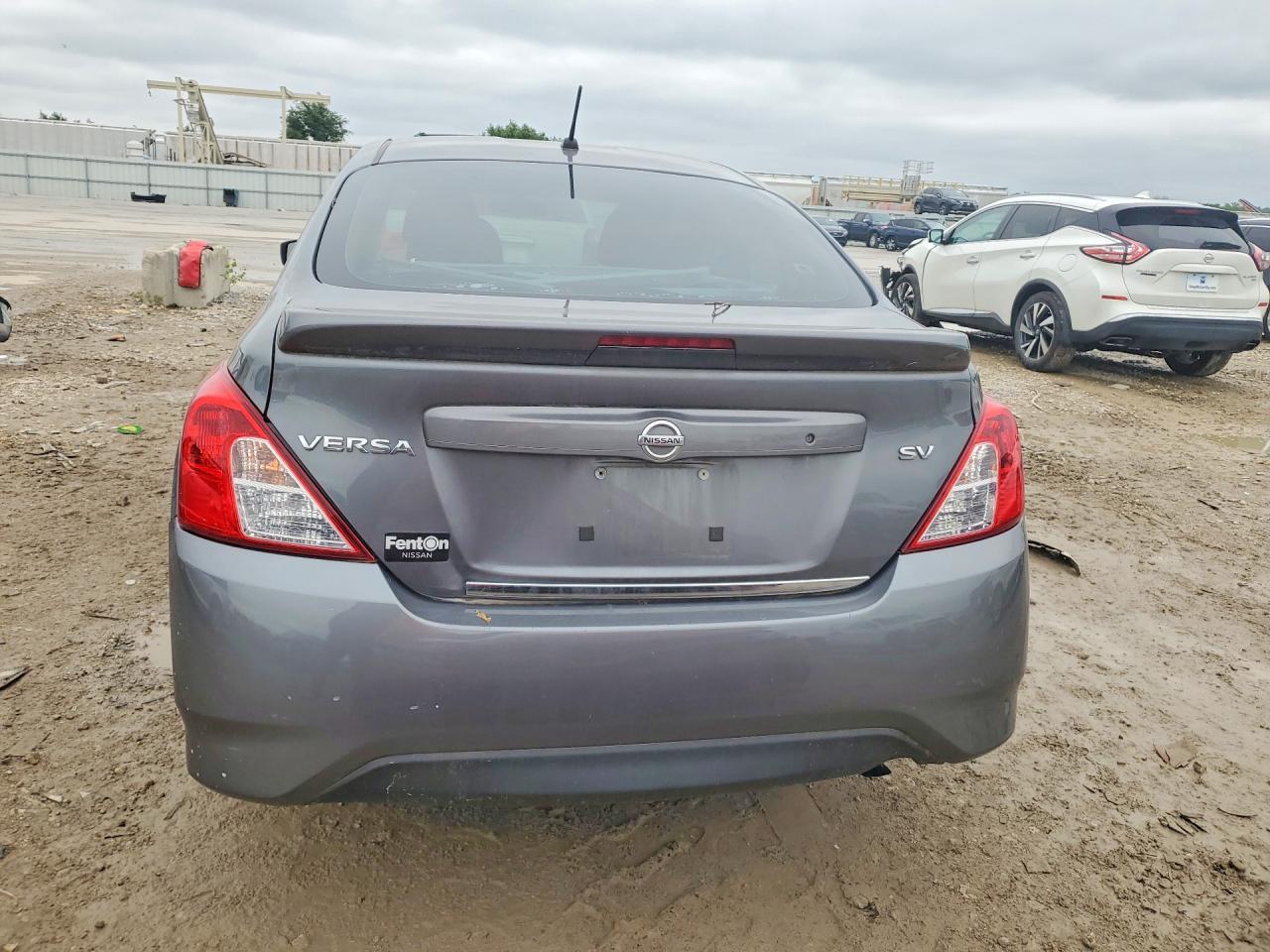 2018 NISSAN VERSA