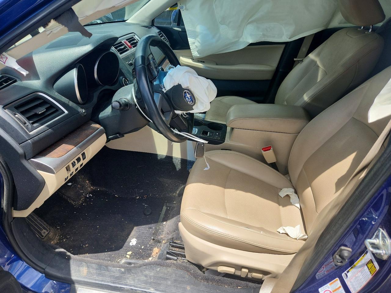 2015 SUBARU Outback