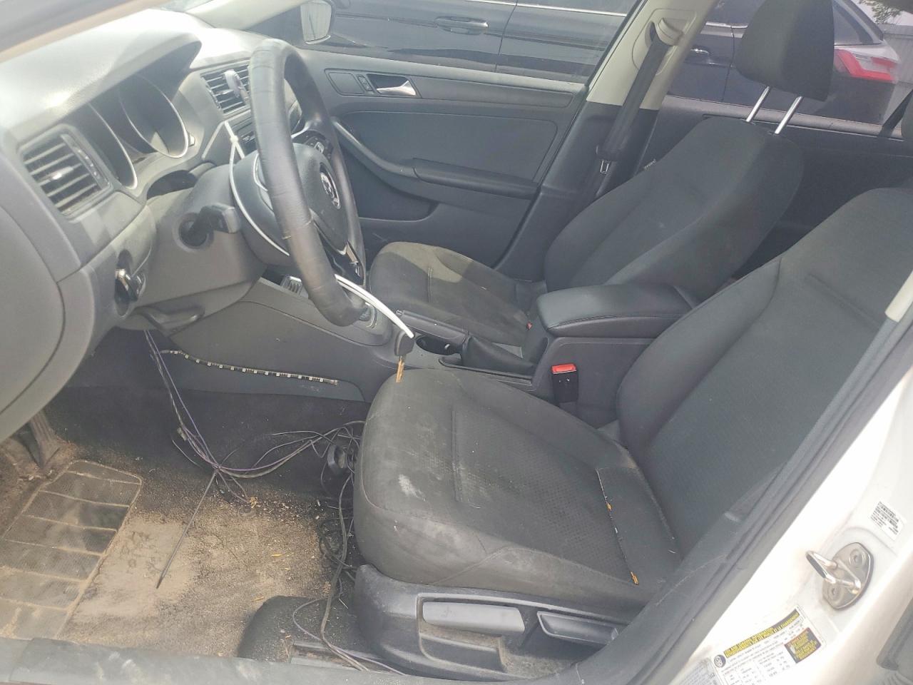 2015 VOLKSWAGEN JETTA