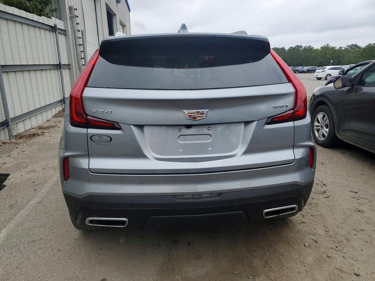 2025 CADILLAC XT4