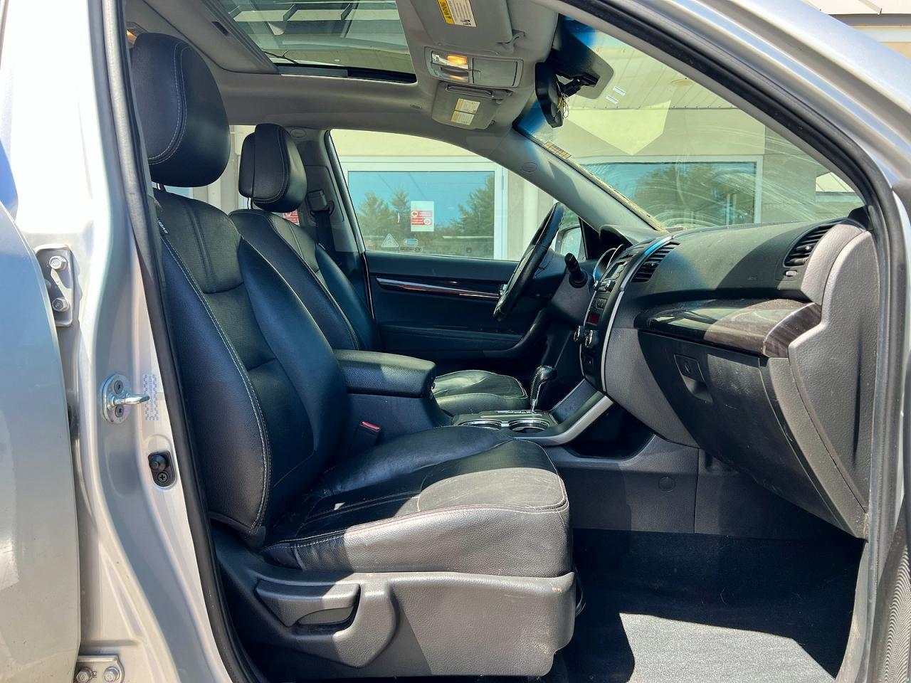 2011 KIA SORENTO