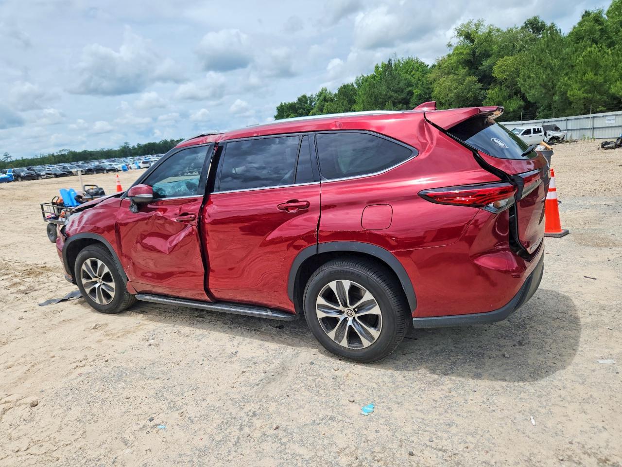 2021 TOYOTA HIGHLANDER