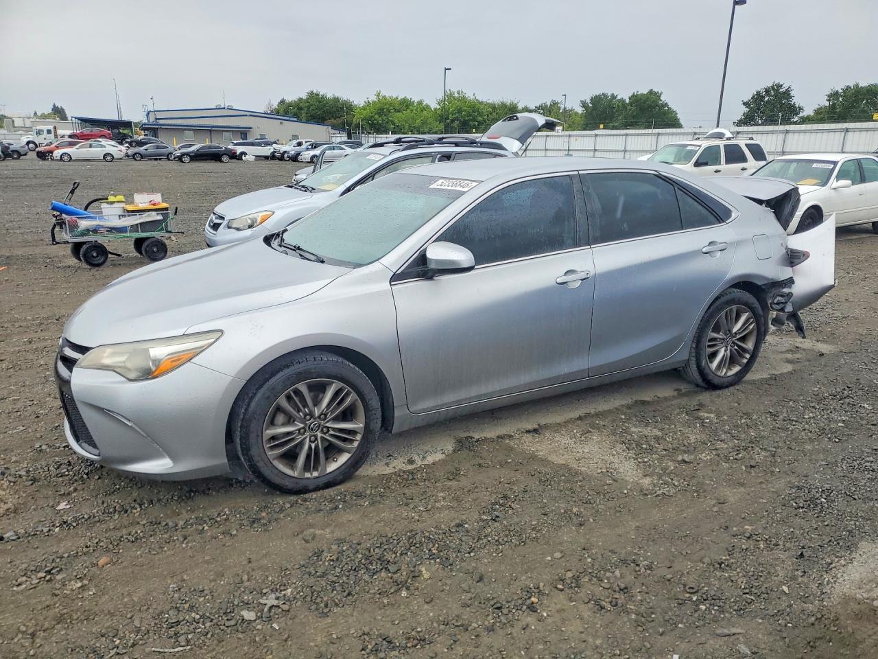 2015 TOYOTA CAMRY